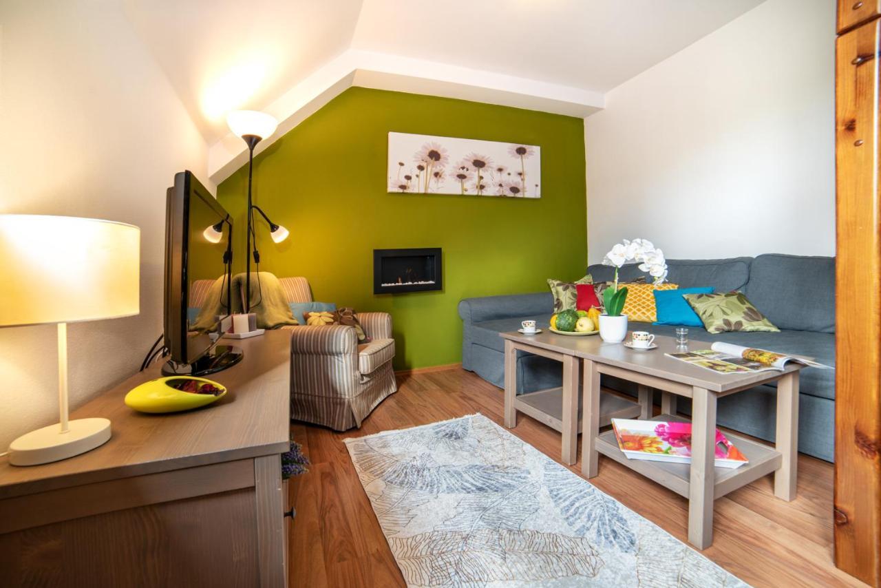 Apartman Tulanie 62 Kamzik Donovaly 2 Izbovy Mezonet Deluxe Parkovanie V Podzemnej Garazi Zdarma Kültér fotó
