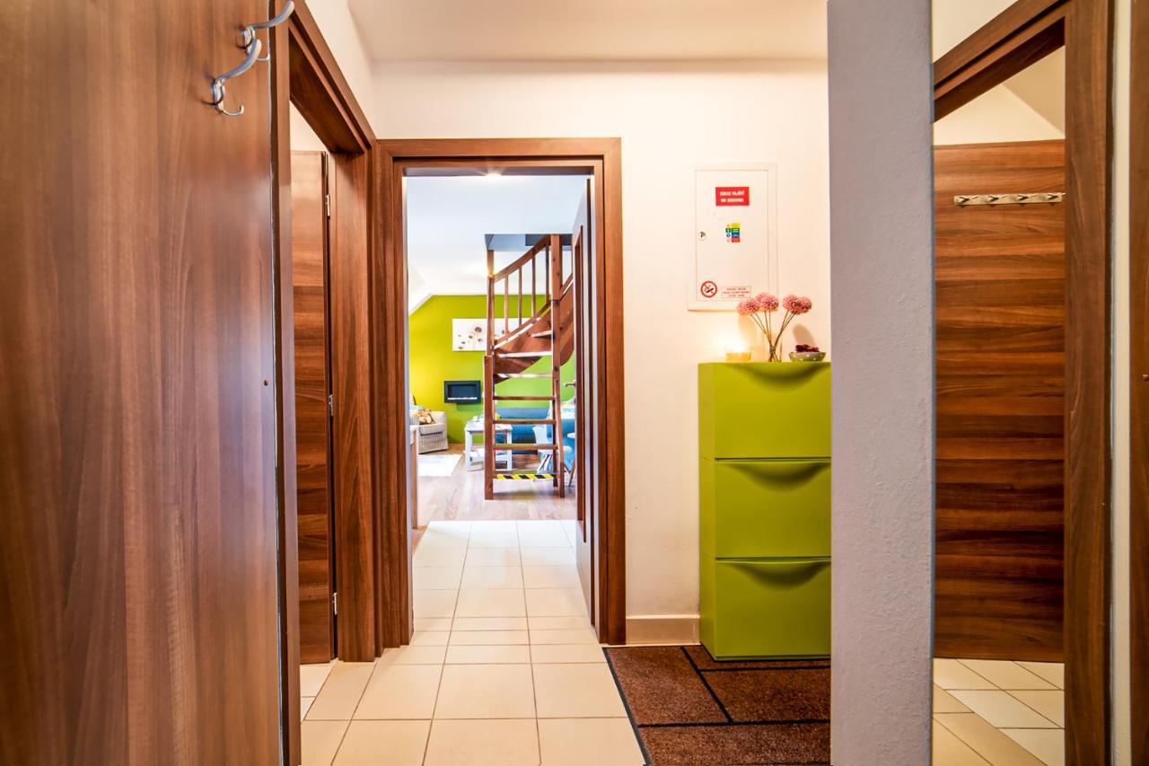 Apartman Tulanie 62 Kamzik Donovaly 2 Izbovy Mezonet Deluxe Parkovanie V Podzemnej Garazi Zdarma Kültér fotó