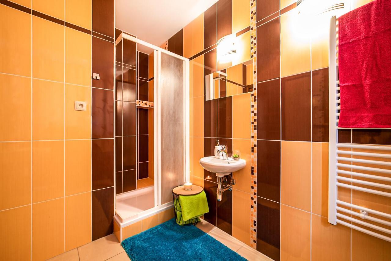Apartman Tulanie 62 Kamzik Donovaly 2 Izbovy Mezonet Deluxe Parkovanie V Podzemnej Garazi Zdarma Kültér fotó